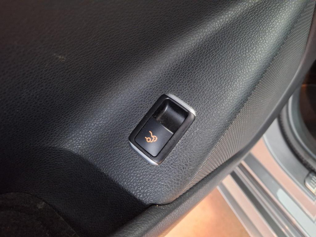 Mercedes-Benz Cla 180 ambition | amg