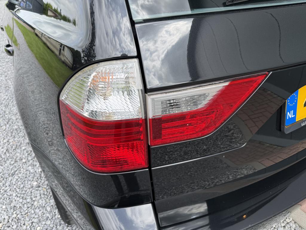 BMW X3 2.0i 4x4 150pk high executive 5-drs