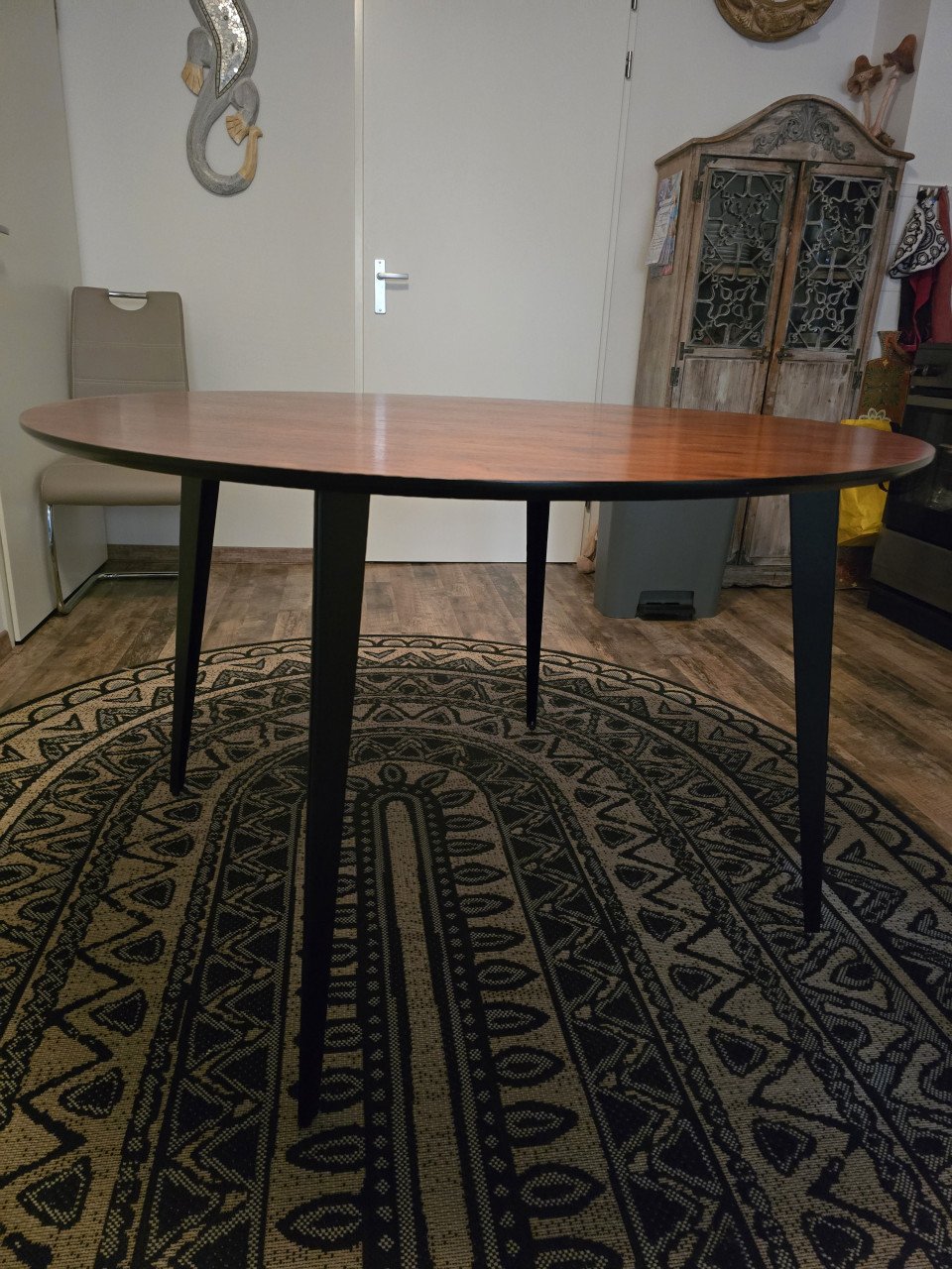 Ronde tafel 120cm hoogte 75cm