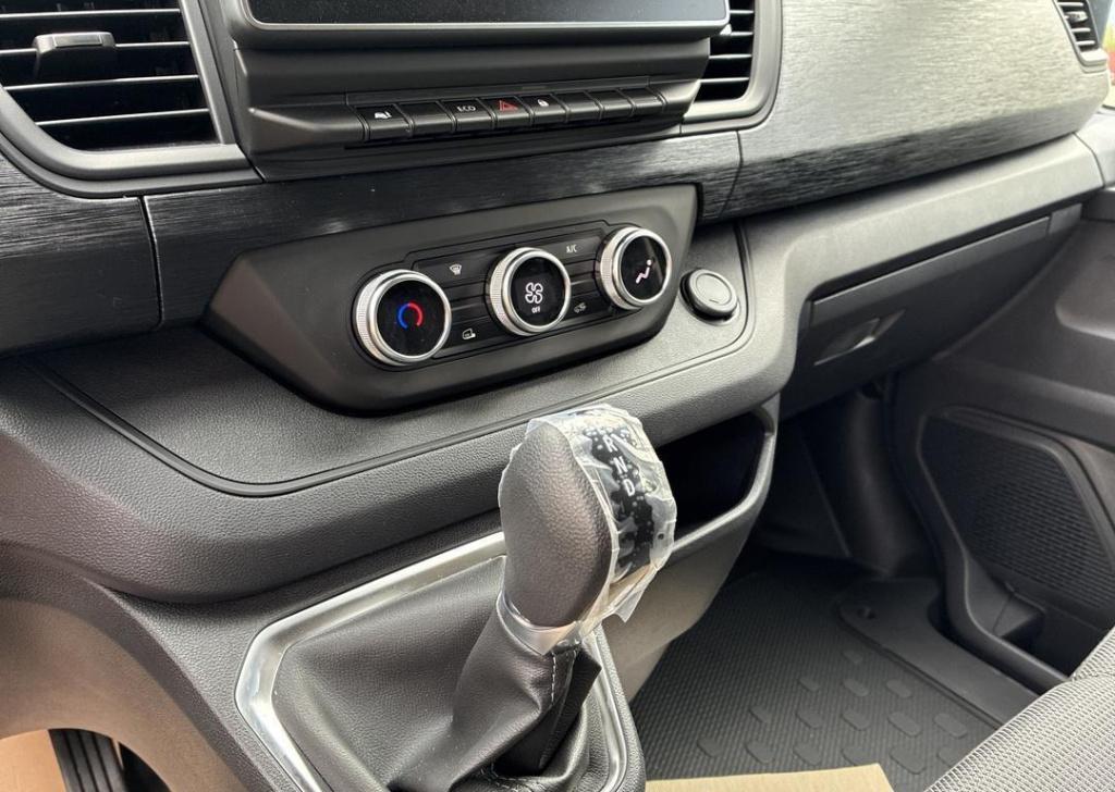 Renault Trafic e-tech t29 l2h1 advance 52 kwh - easy link navi  - houten la