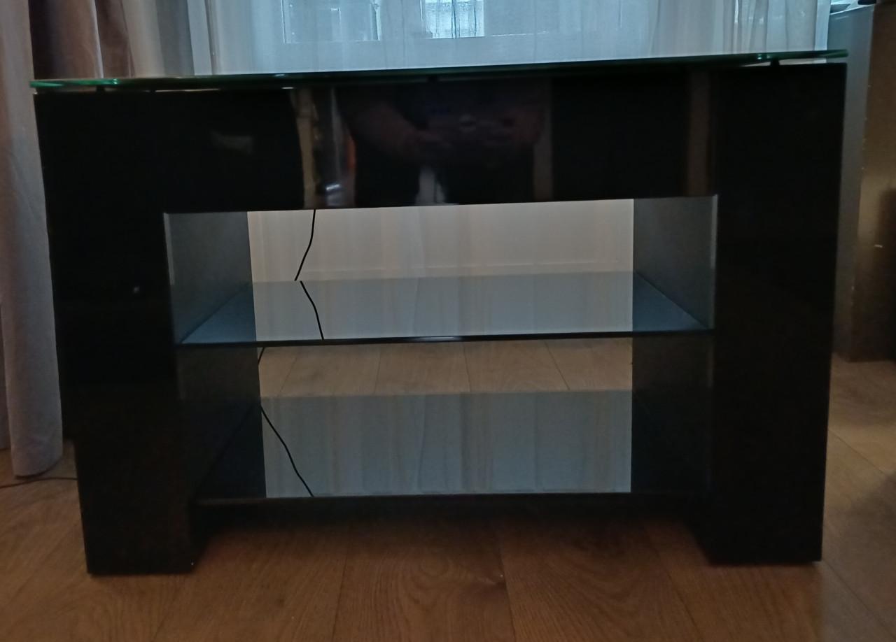 Mooie  zwarte audio/tv meubel