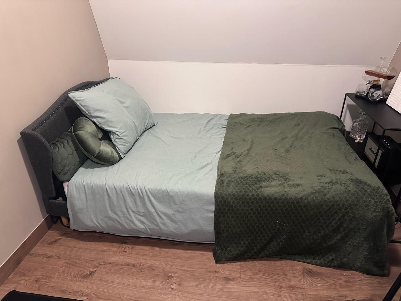 Twijfelaar bed incl. matras
