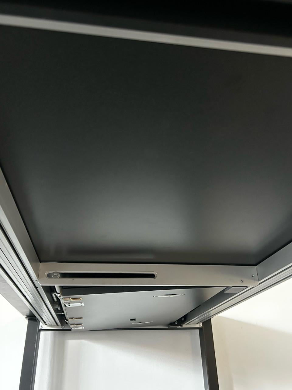 Eettafel fenix met HPL + keramisch blad