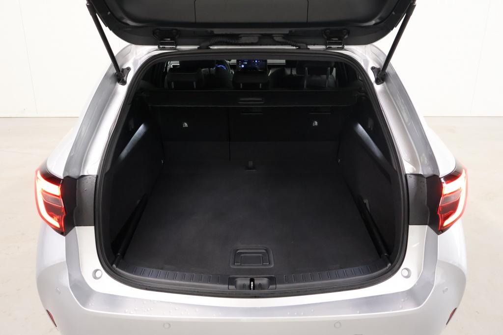 Toyota Corolla Touring Sports hybrid 140 dynamic