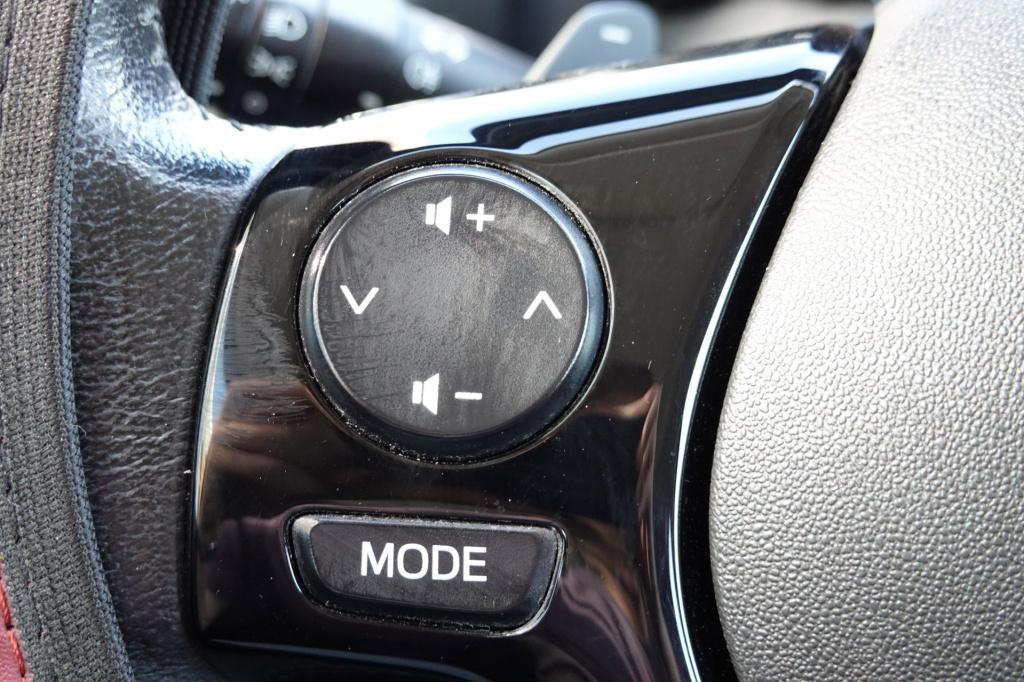 Citroen C1 1.0 vti shine automaat!