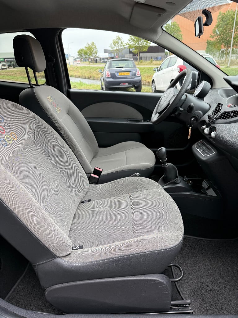 Renault Twingo 1.2 - collection - nieuwe db riem!
