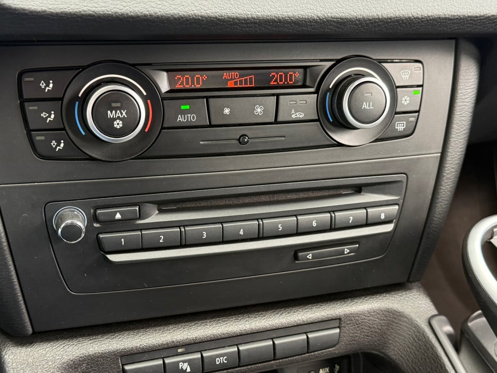 BMW X1 sdrive18i executive