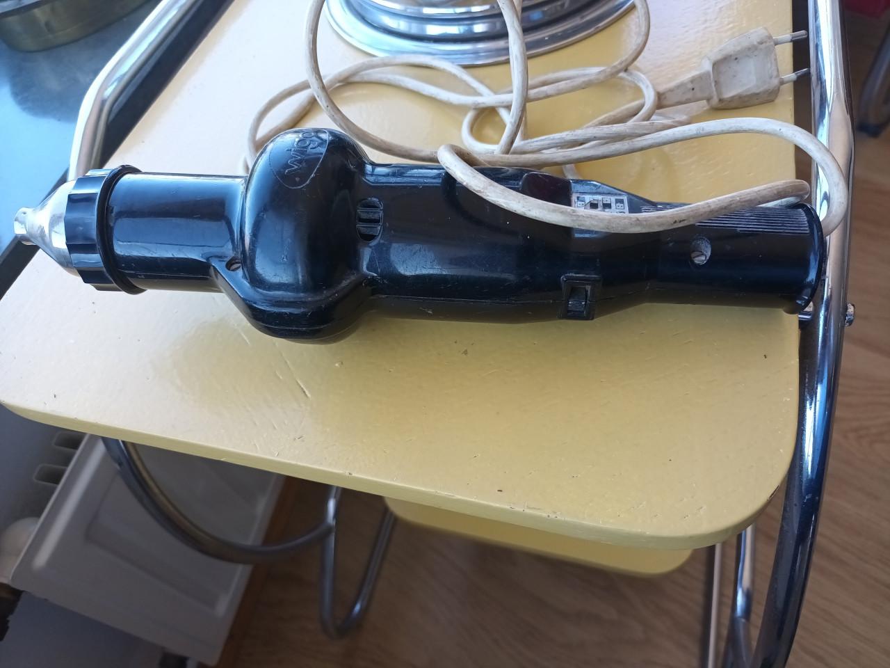 OUDE BAKELIETEN HAARDROGER