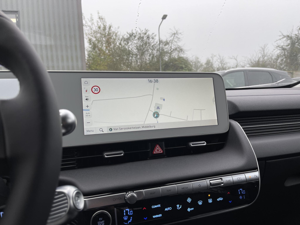 Hyundai Ioniq 5 connect+ awd 77.4 kwh hyundai ioniq 5 connect+ awd 77 kwh |