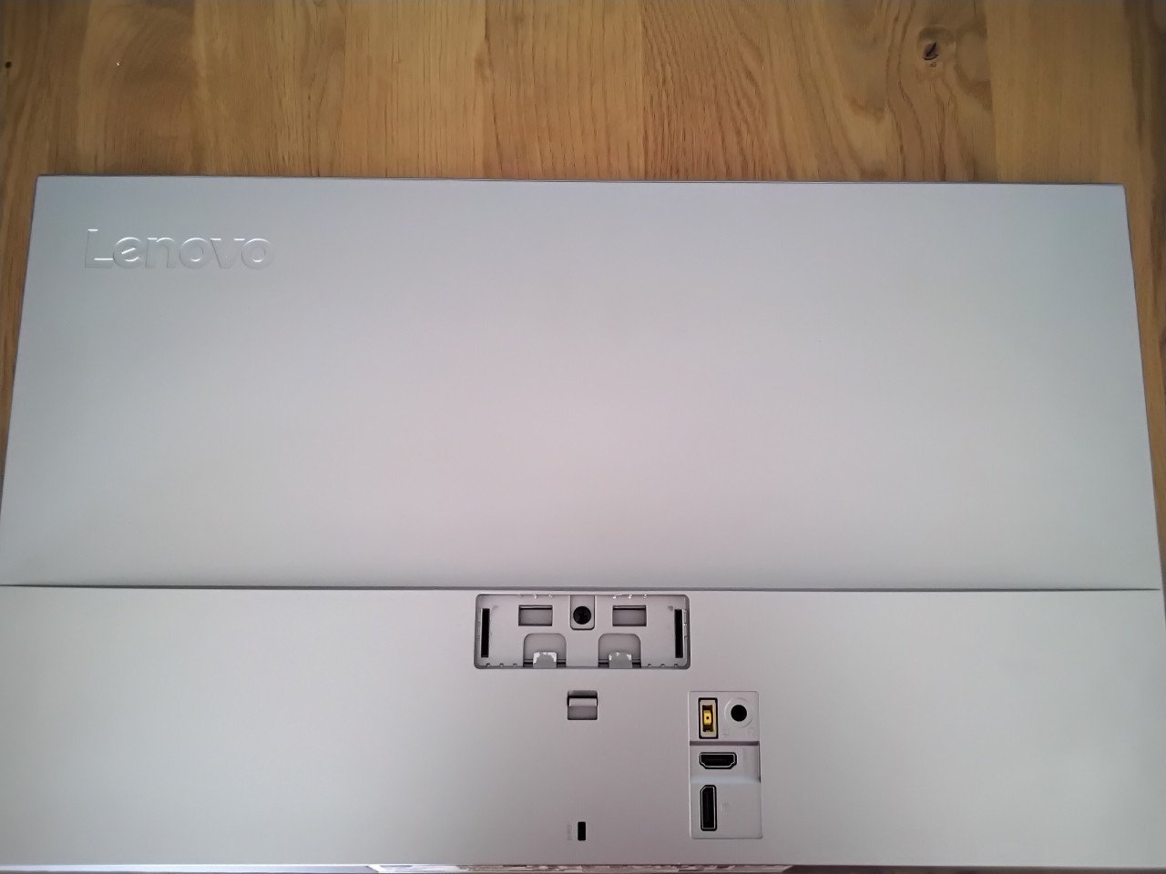 Lenovo L24Q-10 computerscherm