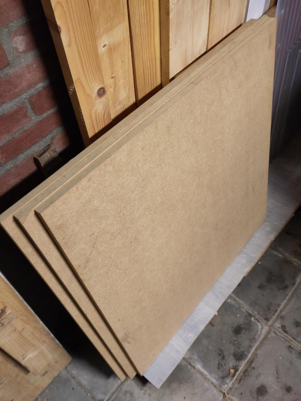 GRATIS MDF platen 3 stuks