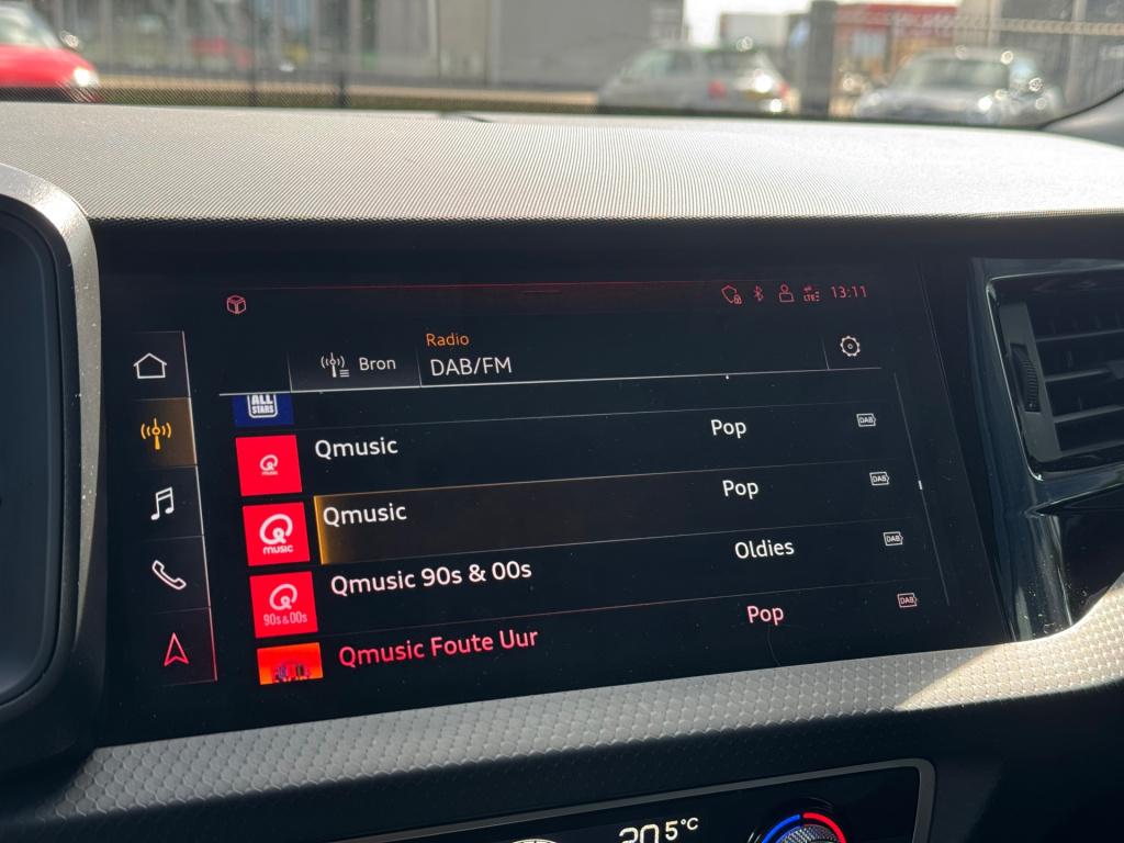 Audi A1 Sportback 25 tfsi edition s- line * carplay * led * automaat