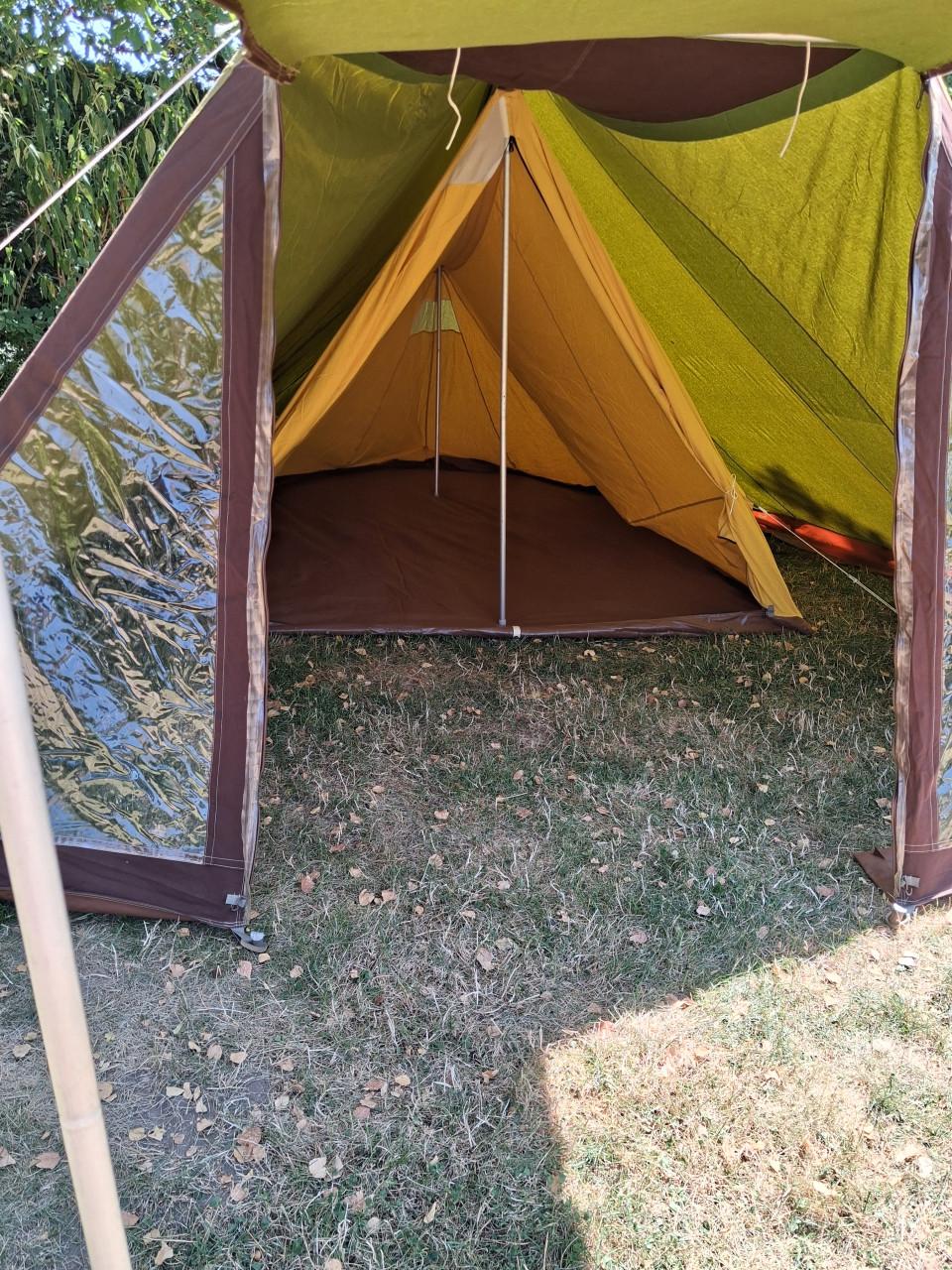 Tent, retro