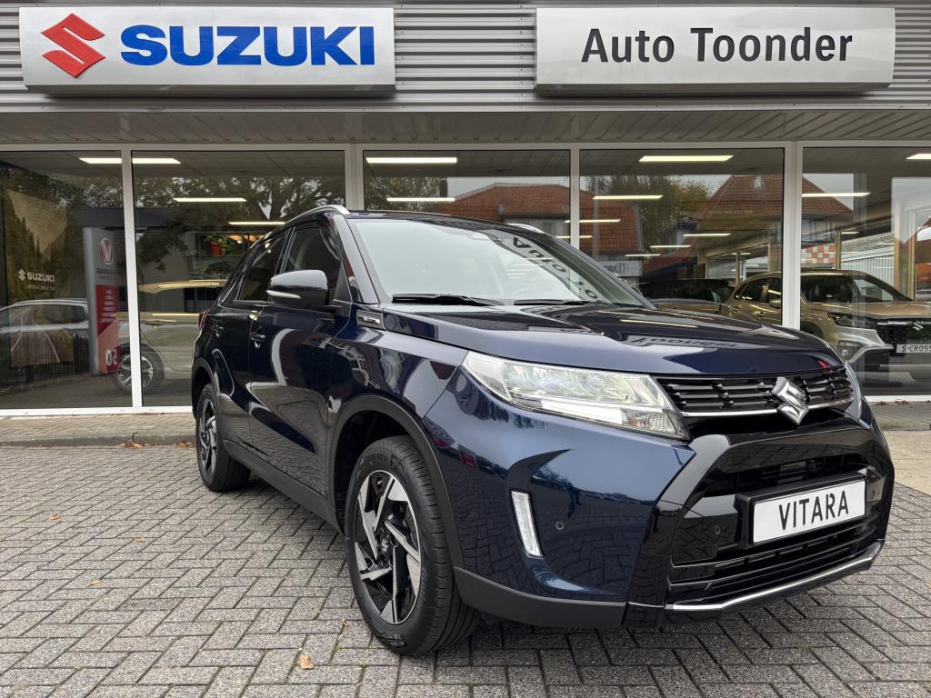 Suzuki Vitara 1.4 boosterjet style smart hybrid