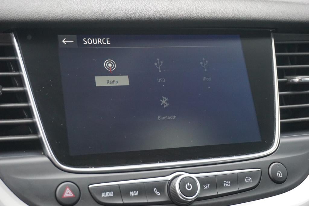 Opel Grandland X 1.2 turbo innovation climate / navi / cruise / elektr. ram