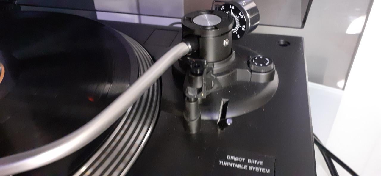 Lenco l-400bk proffesionele draaitafel direct drive