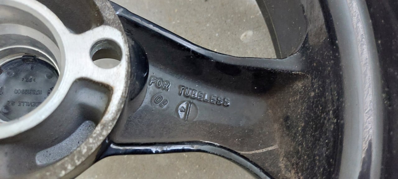 Peugeot Speedfight 2 Air velg E12xMT3.50H2