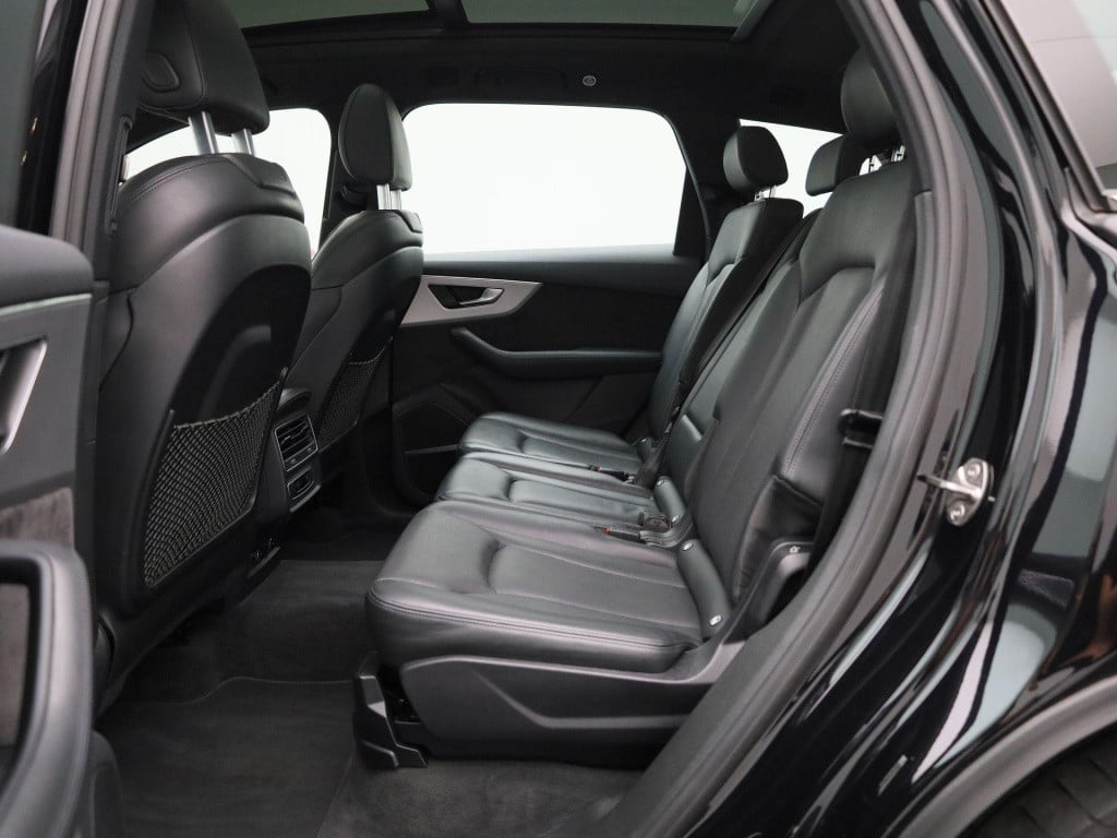 Audi Q7 55 tfsi e quattro pro line plus | nl auto | panoramadak | luchtveri