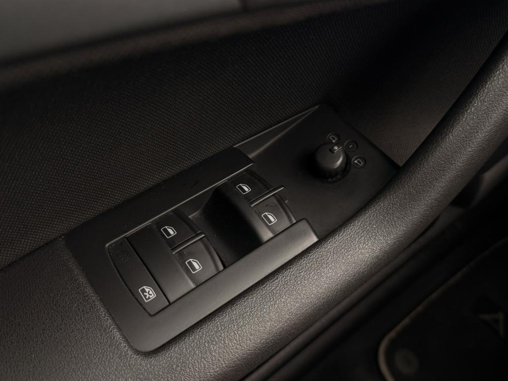 Audi A3 sportback 1.8 tfsi ambition | climate control | radio |