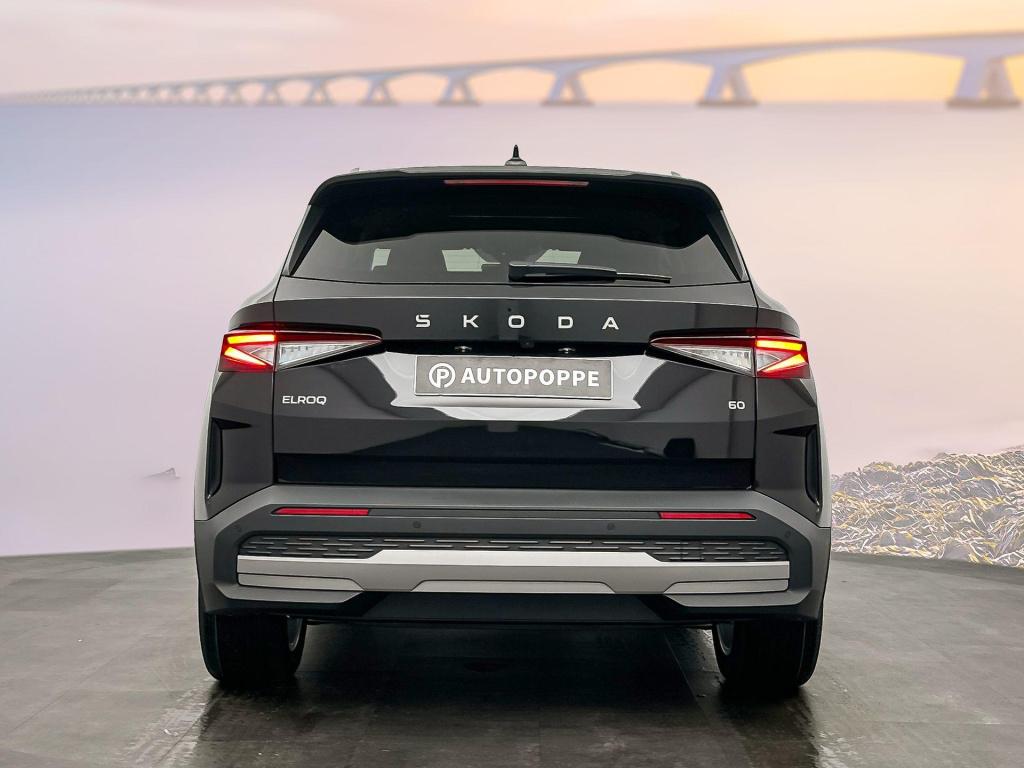 Skoda Elroq business edition tour elektromotor 150 kw / 204 pk