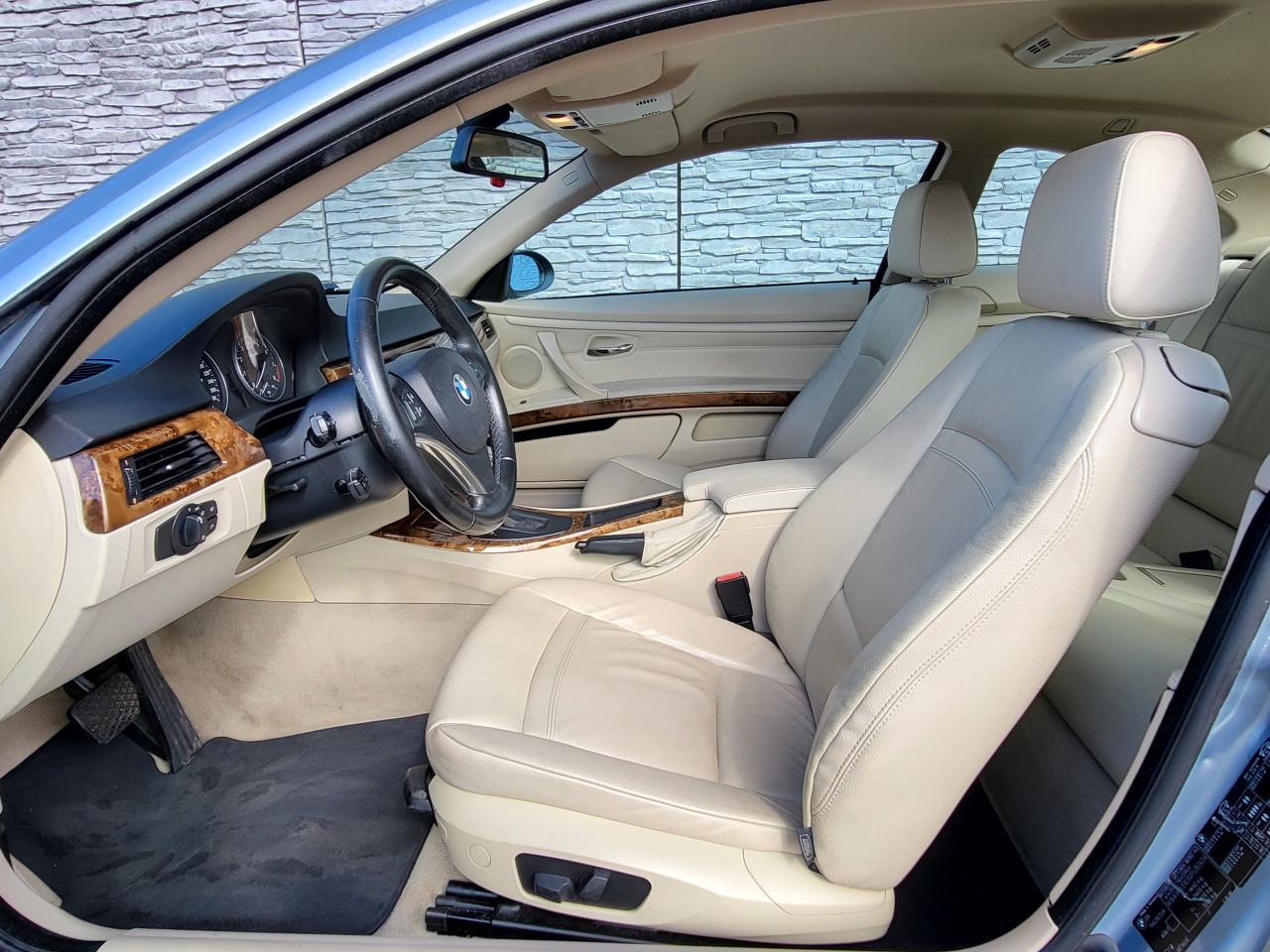 BMW 325i Coupe High Executive Aut. 218pk
