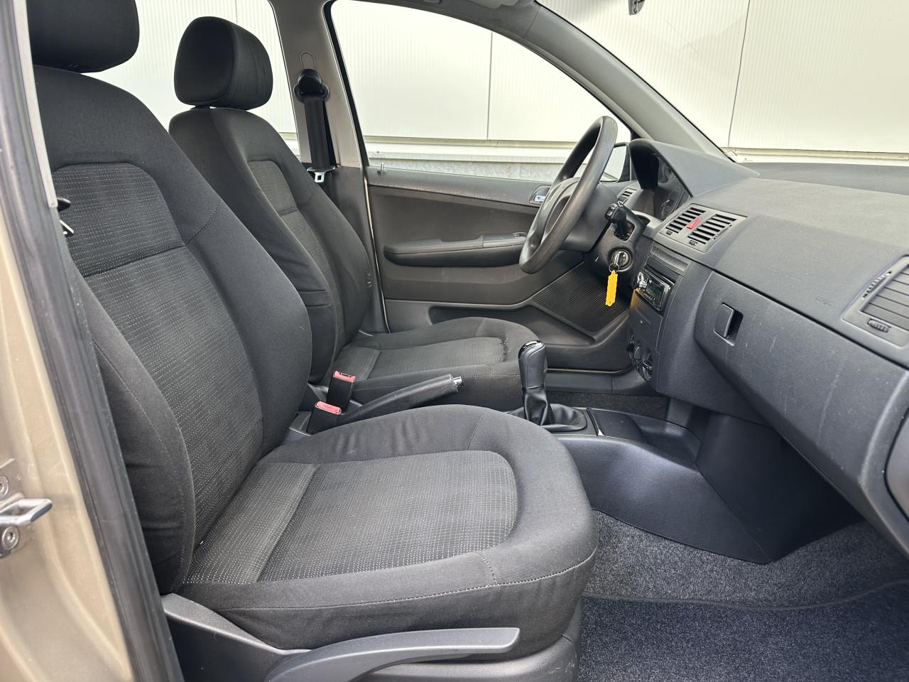 Skoda Fabia Combi 1.4-16V Elegance -Airco / Cruise /Nieuwe riem / Apk 11-26