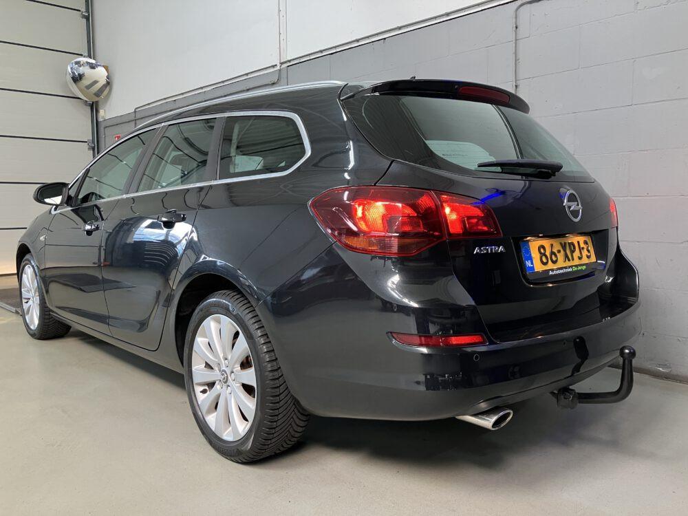 Opel Astra Sports Tourer 1.4 Turbo Sport