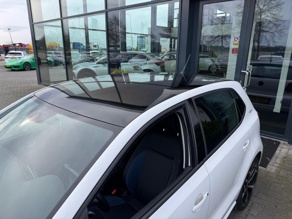 Volkswagen Polo 1.2 tsi team * cruise control * stoelverwarming * pdc