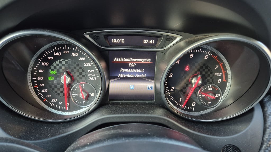 Mercedes-Benz A-Klasse 180 bus.sol amg*led*navi*stoelvrw*18 inch*leder*zwar
