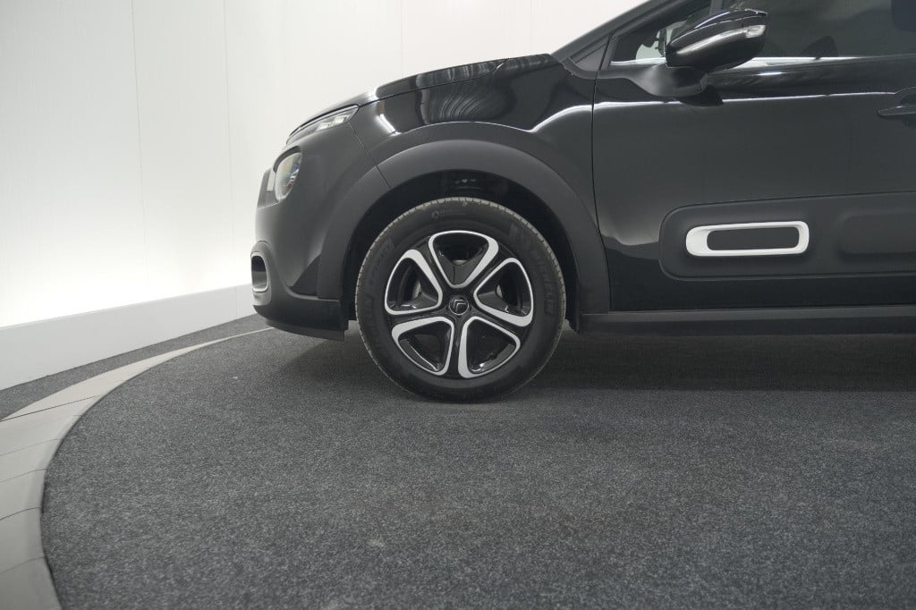 Citroen C3 puretech 82 plus | parkeersensoren | navigatie | apple carplay