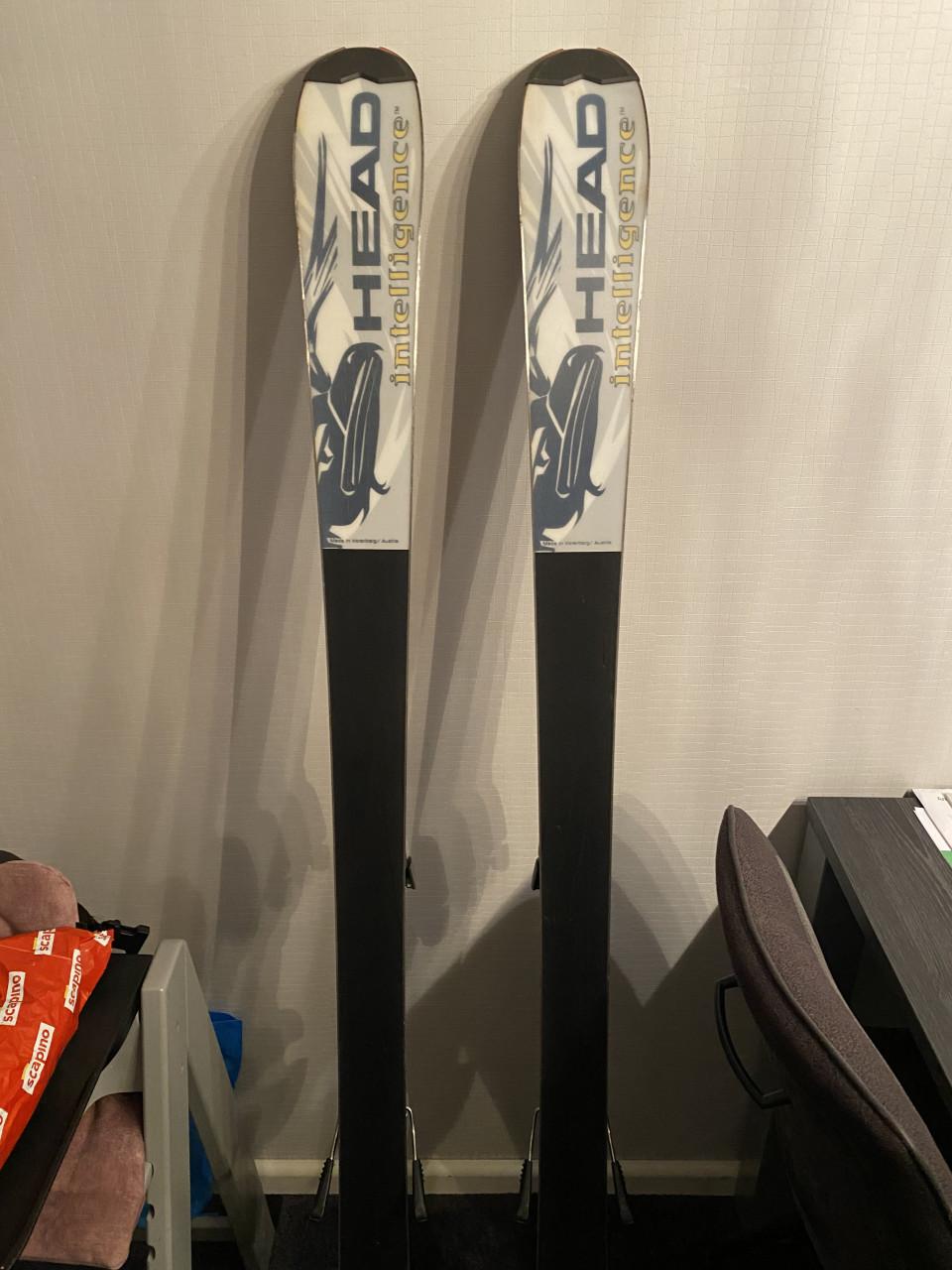 Te koop: Prima Head Ski's.