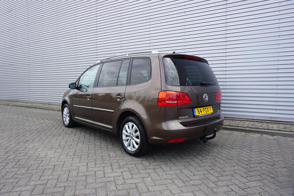 Volkswagen Touran 1.2 tsi highline bluemotion airco / navi / cruise / elekt