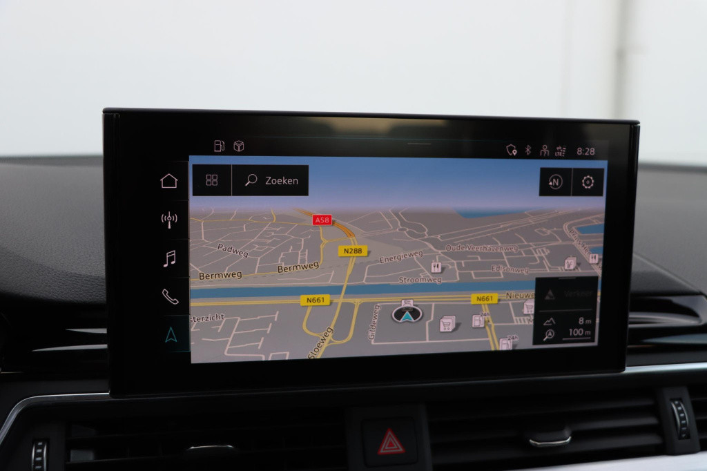 Audi A4 limousine 35 tfsi launch edition sport