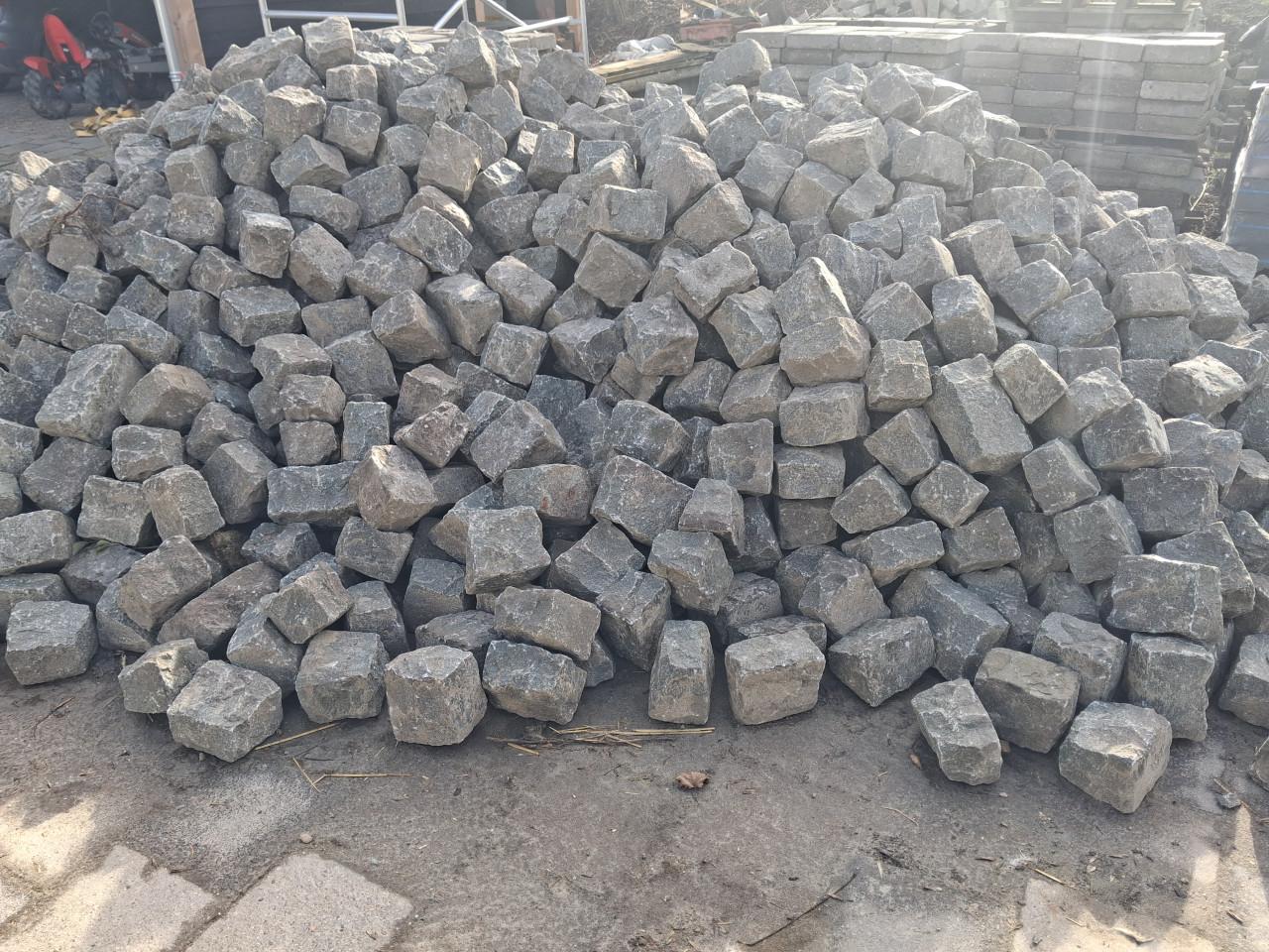 Partij mooie keien / kinderkoppen