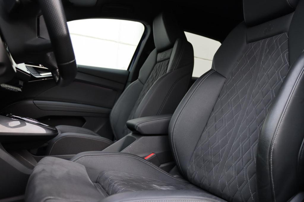 Audi Q4 E-tron 40 launch edition s competition 77 kwh 204pk | soh 92,2% |