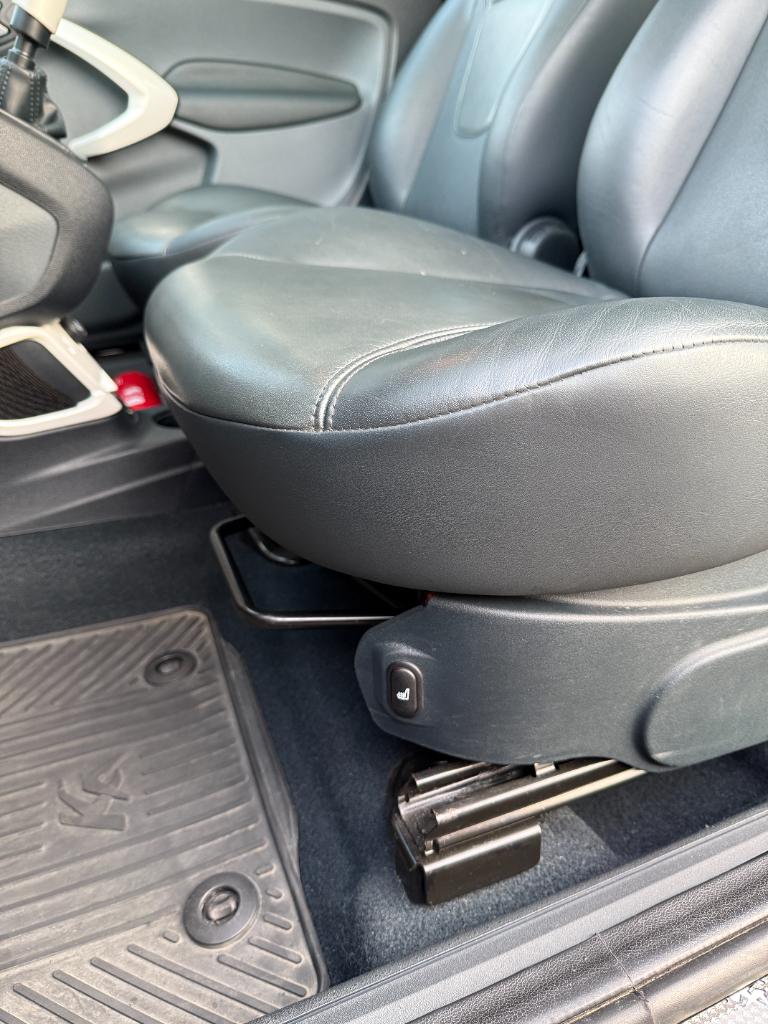 Ford KA 1.2 titanium - full option - lage kmstand