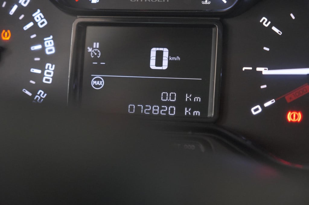 Citroen C3 Aircross puretech 110 feel | navigatie | cruise control | apple 