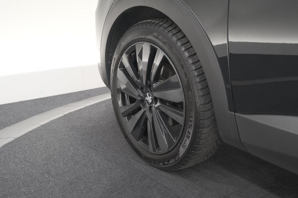 Peugeot 3008 puretech 130 eat8 gt black pack | trekhaak | elektrische koffe