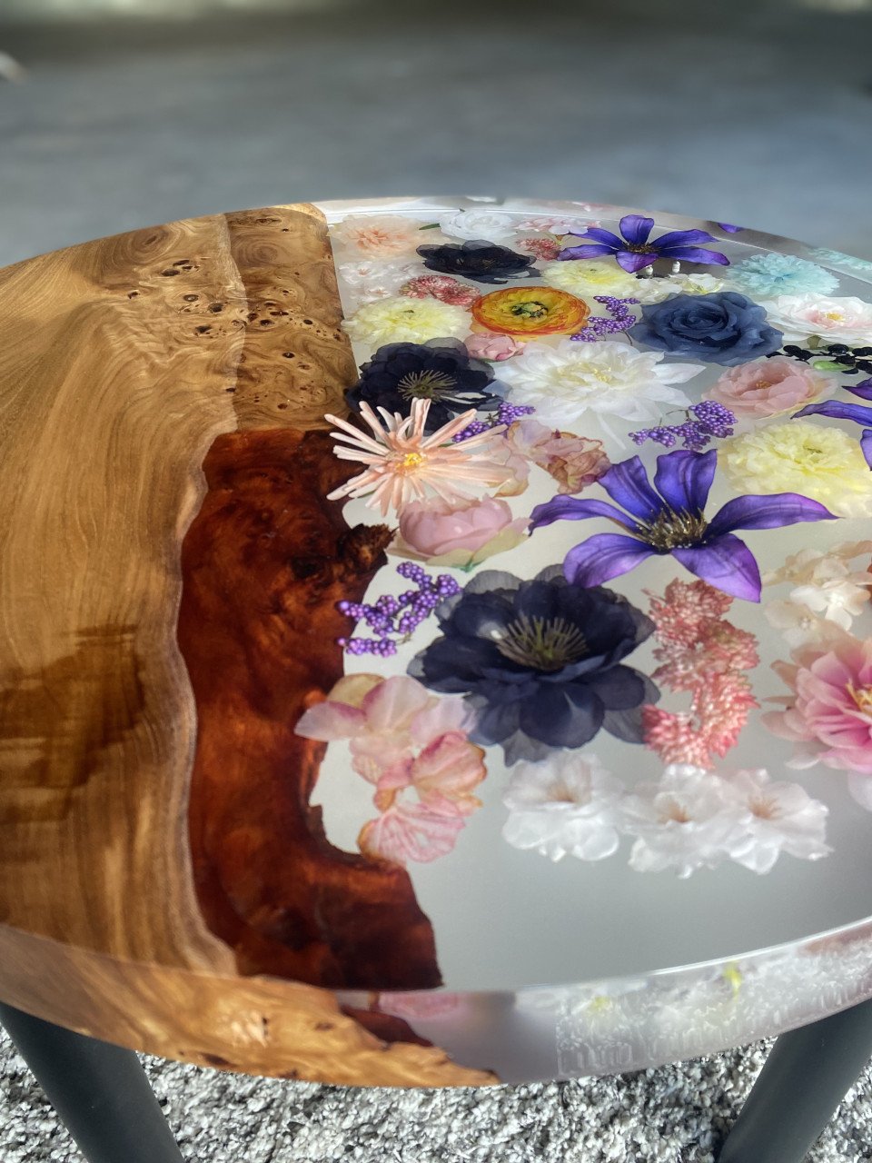 Epoxy bijzettafel