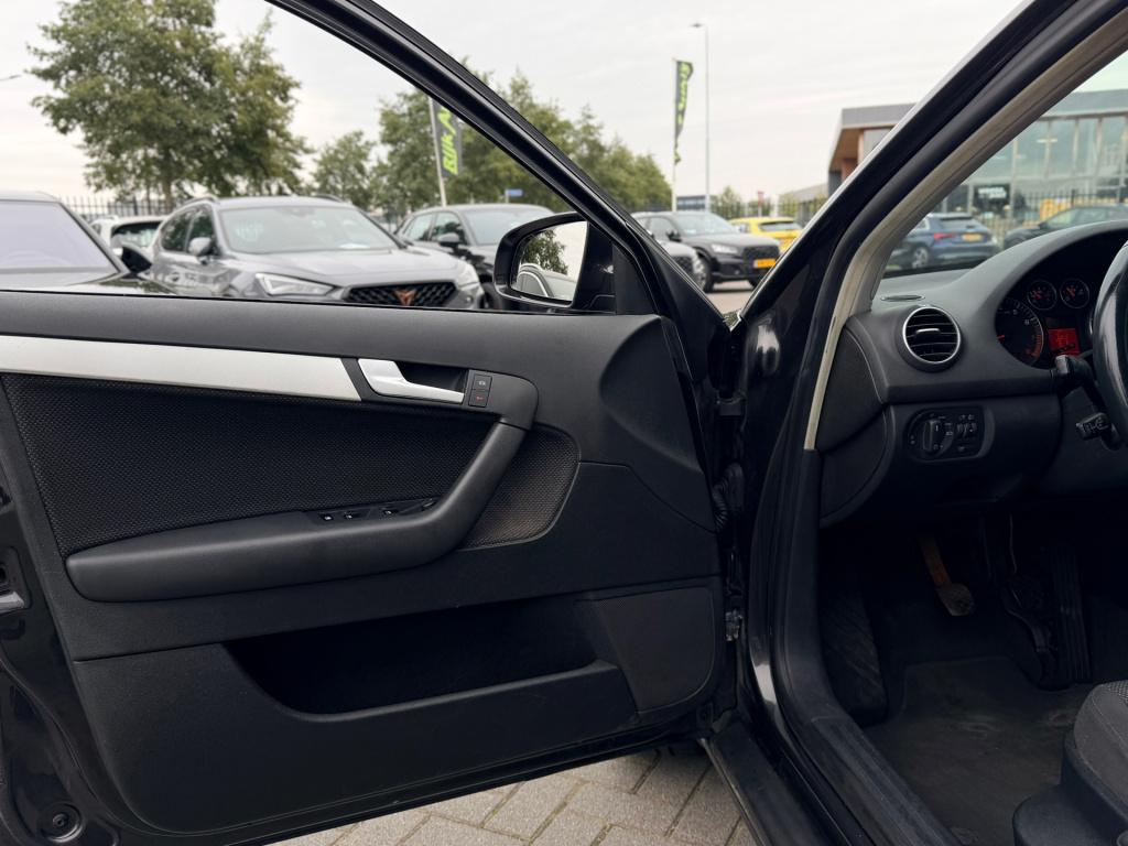 Audi A3 sportback 1.6 fsi ambiente