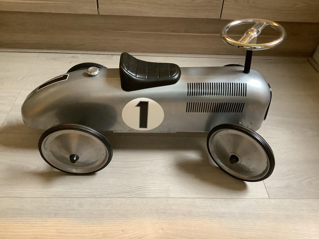 Super gave metalen loopauto izgst