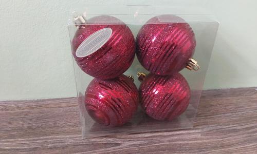 14 Onbreekbare kerstballen voor €4