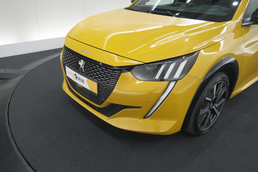 Peugeot 208 puretech 100 eat8 gt-line | camera | keyless entry | navigatie 