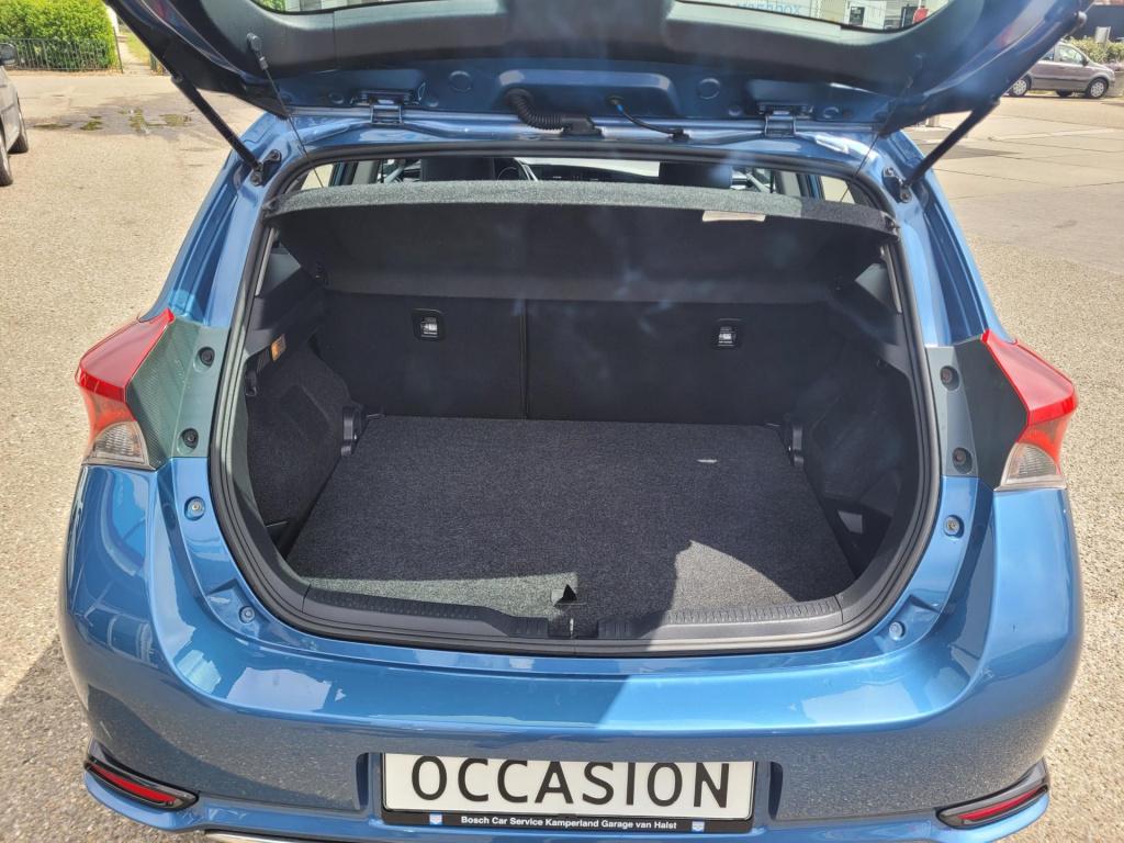 Toyota Auris 1.8 hybrid executive automaat