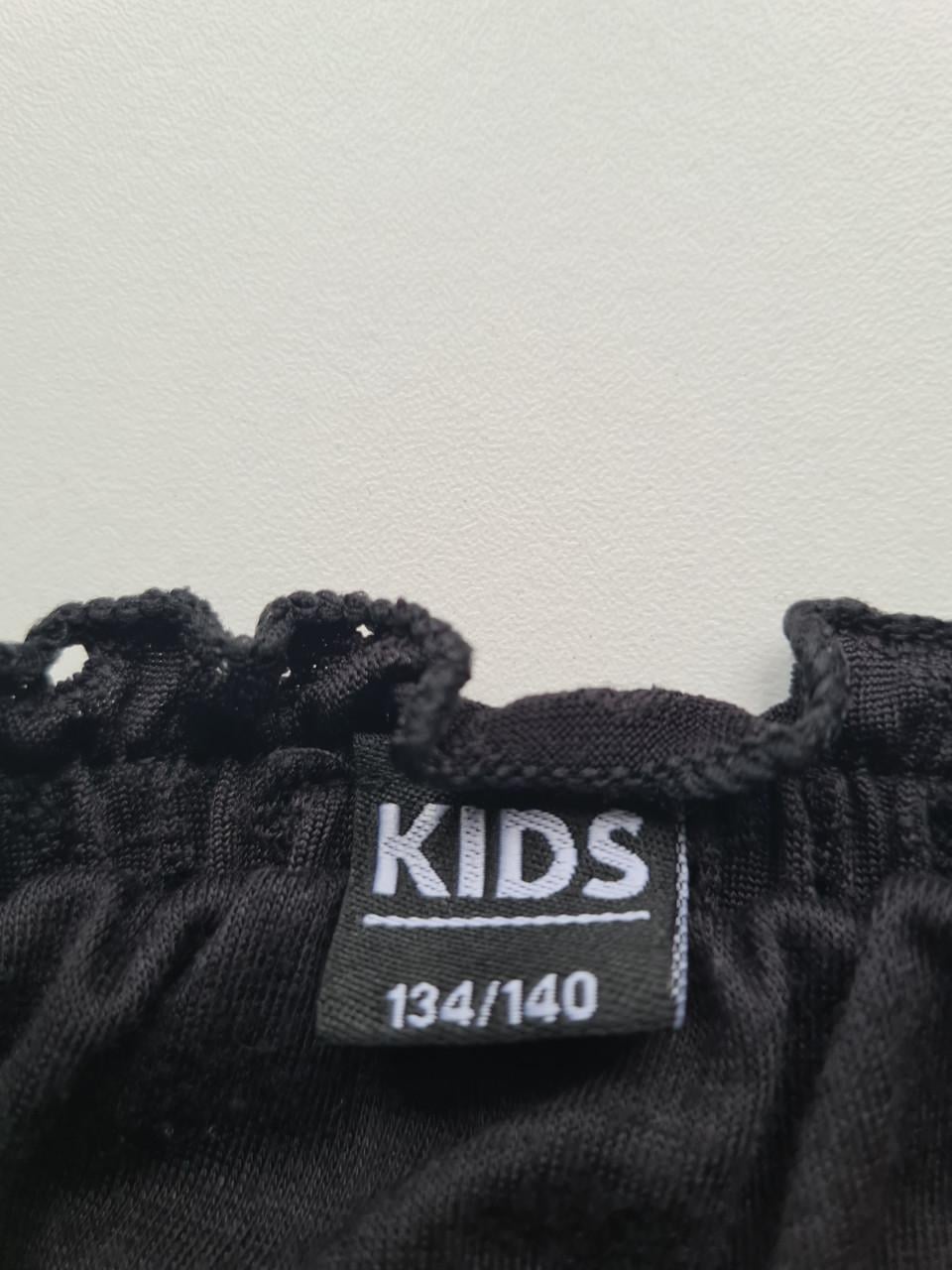 Nieuwe zwarte broderie rok met onderrok - Maat 134/140