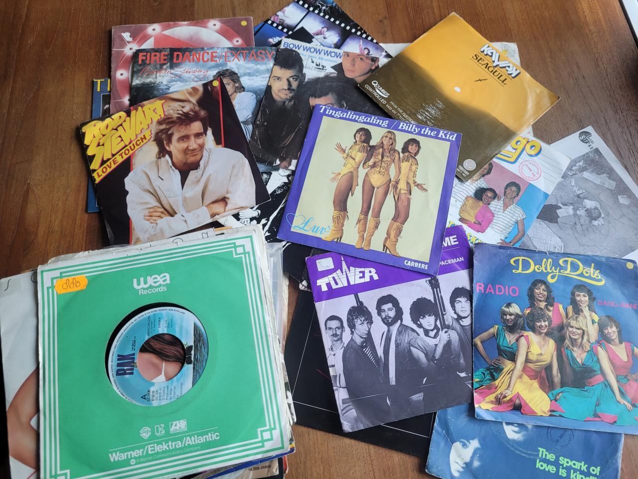 Verzameling van 80 singles