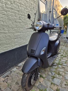 Scooter BTC Riva