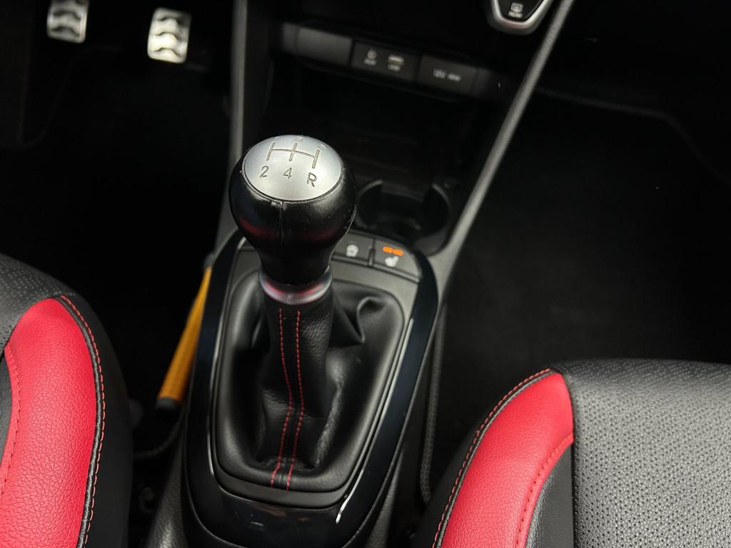 Kia Picanto occasion 1.2 cvvt gt-line | wit | tweedehands kia picanto | air