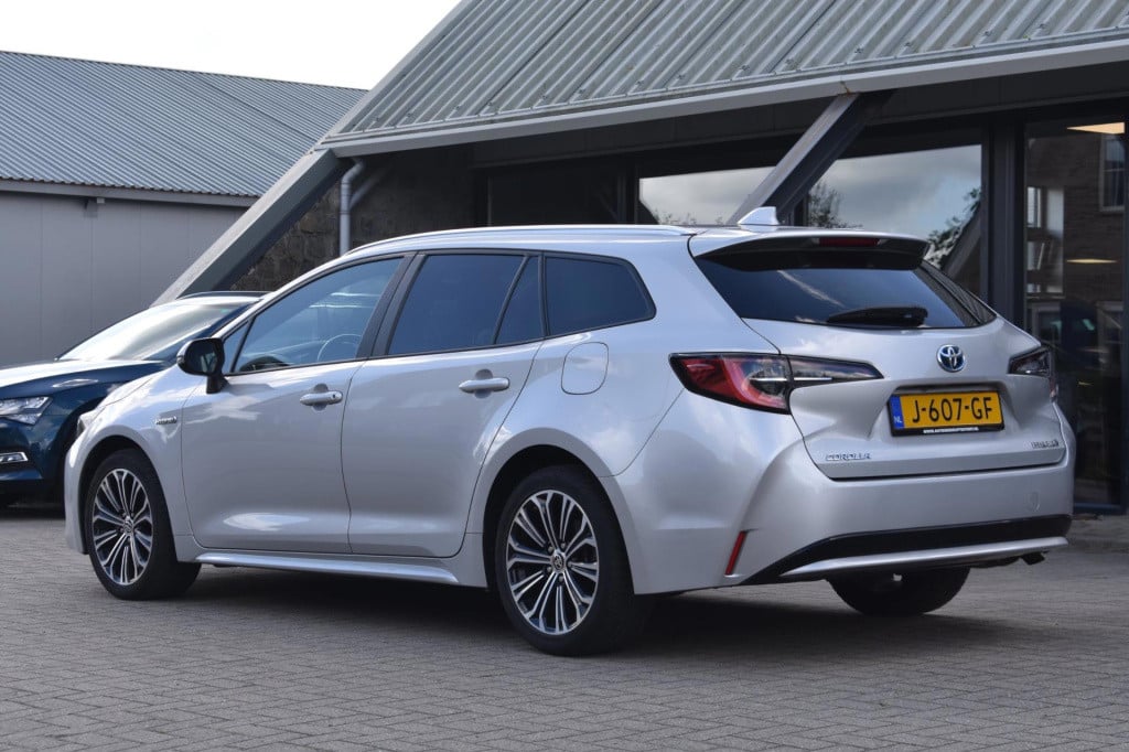Toyota Corolla Touring Sports 1.8 hybrid sport plus | camera | afn. trekhaa