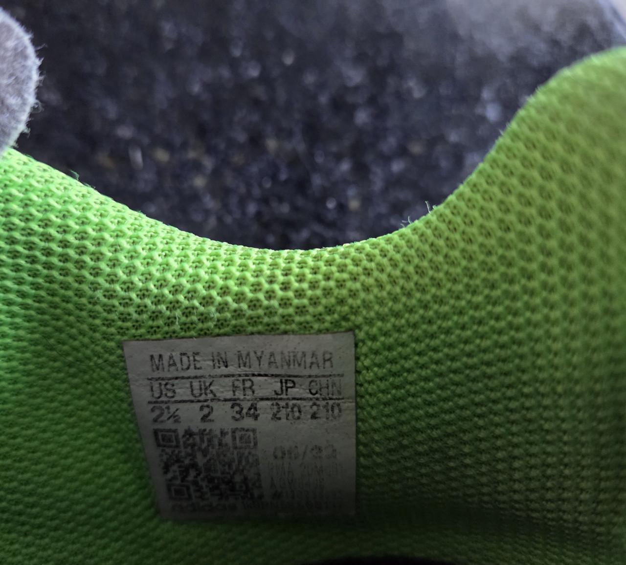 Voetbalschoenen (verschillende maten)
